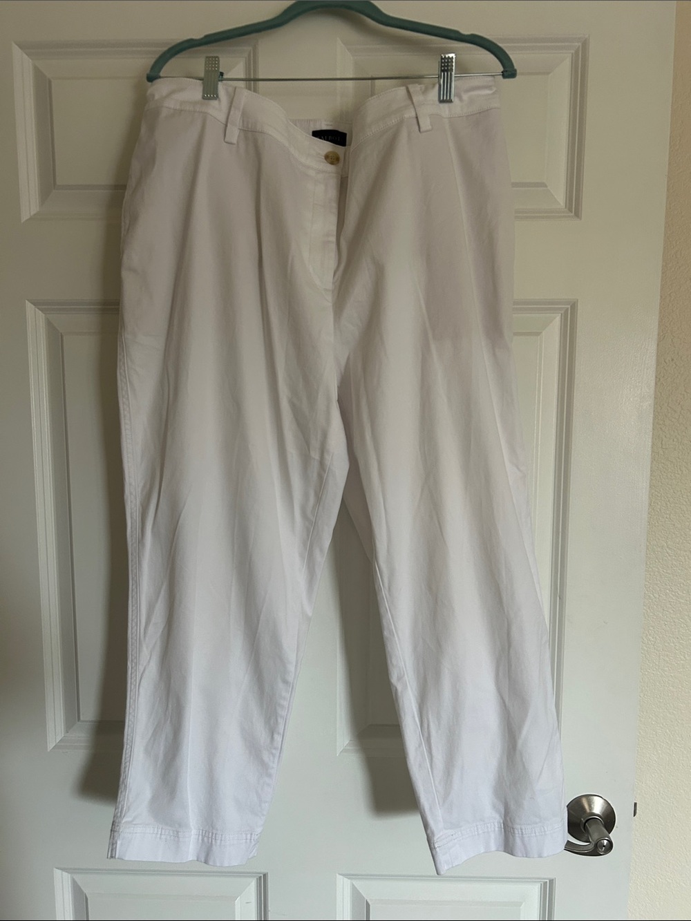 Talbots perfect crop pants
